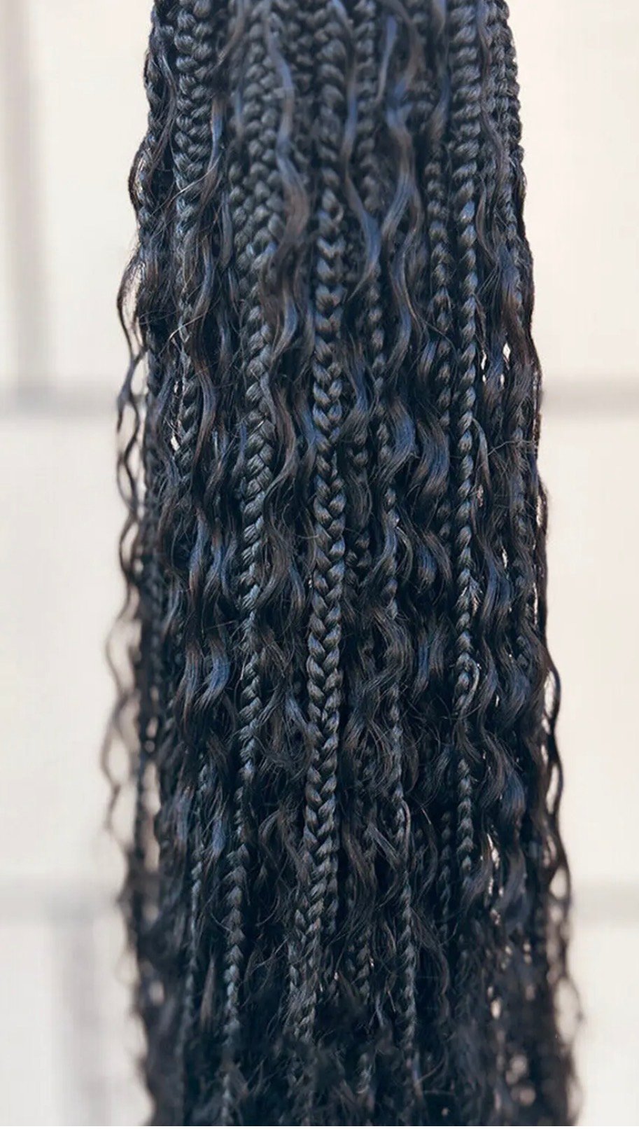 18” Boho Crochet Box Braids with Human Hair Curls Pre-Looped Deep Wave 20 Strands - Image 2